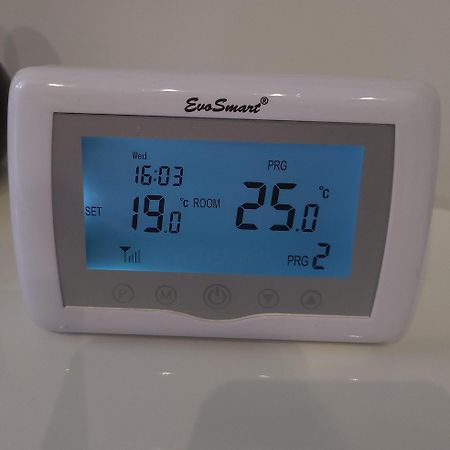 ブカレストBright Houseアパートメント エクステリア 写真